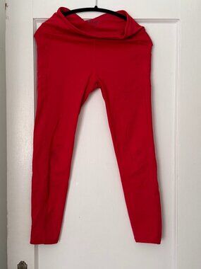 Figs Red Scrub Leggings in size medium